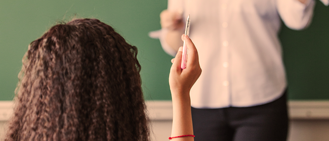 Educaci?n