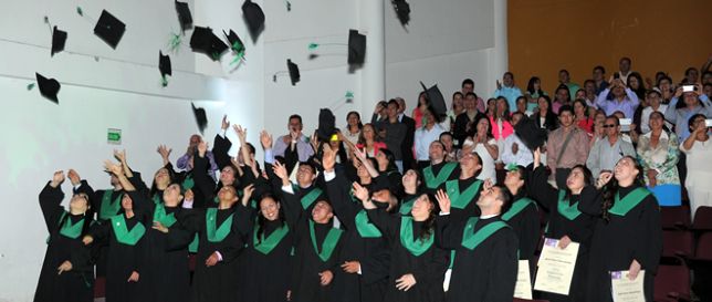Graduados de la Facultad de Ciencias Agroindustriales